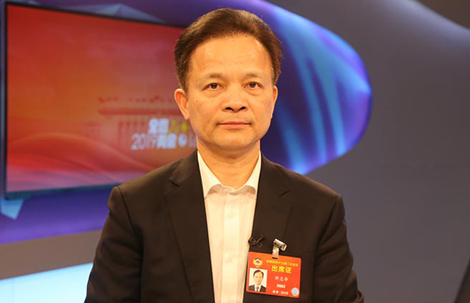 全國(guó)政協(xié)委員、中國(guó)工程院副院長(zhǎng)鐘志華：推進(jìn)工程教育改革與創(chuàng)新創(chuàng)業(yè)創(chuàng)造